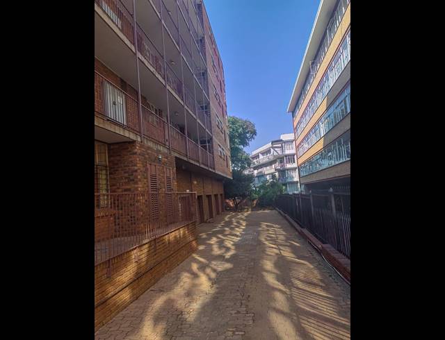 4 BEDROOM APARTMENT FOR SALE IN ARCADIA